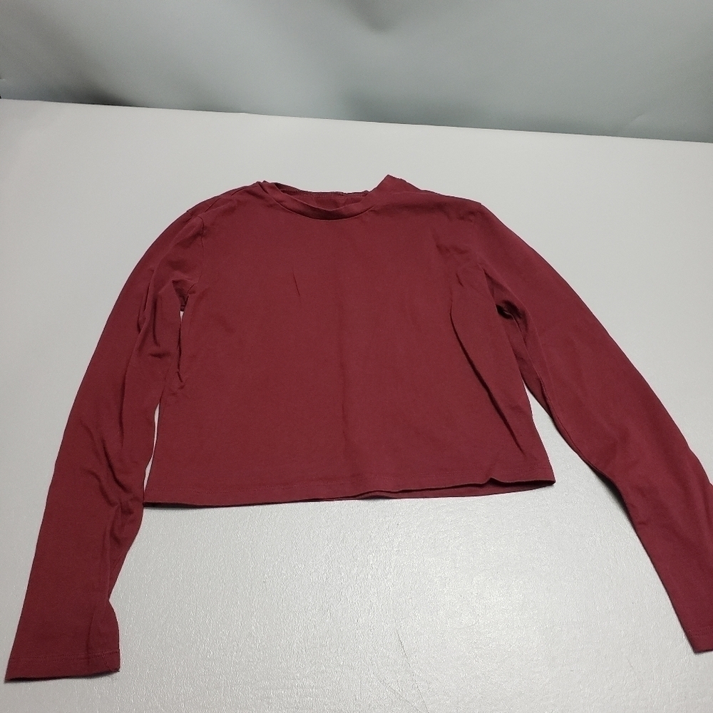 wild fable maroon long sleeve crop top size XS